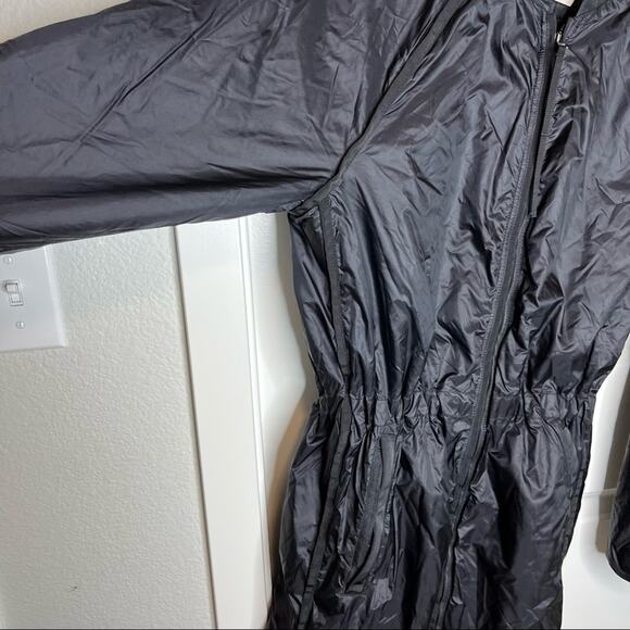 Athleta Summit Black Insulated Longline Parka Rain Jacket Size Small - Picture 4 of 9